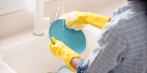 What Are Proven Tips for Speeding Up Dishwashing?