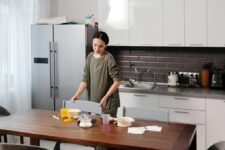 What Are Quick Hacks for Cleaning Kitchen Appliances?
