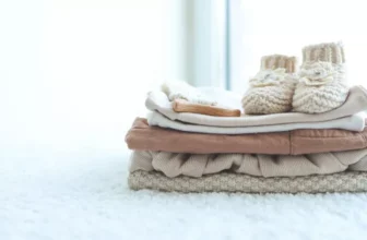 How to Choose the Best Fabrics for Baby Clothes